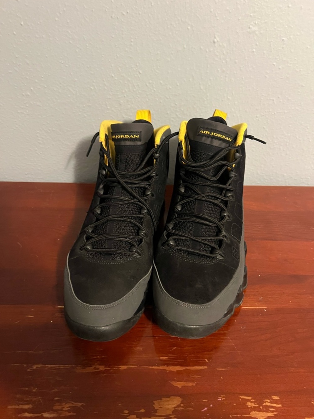 Jordan Men's Black and Yellow High-Top Sneakers Air Jordan 9 University Gold - Picture 8 of 8